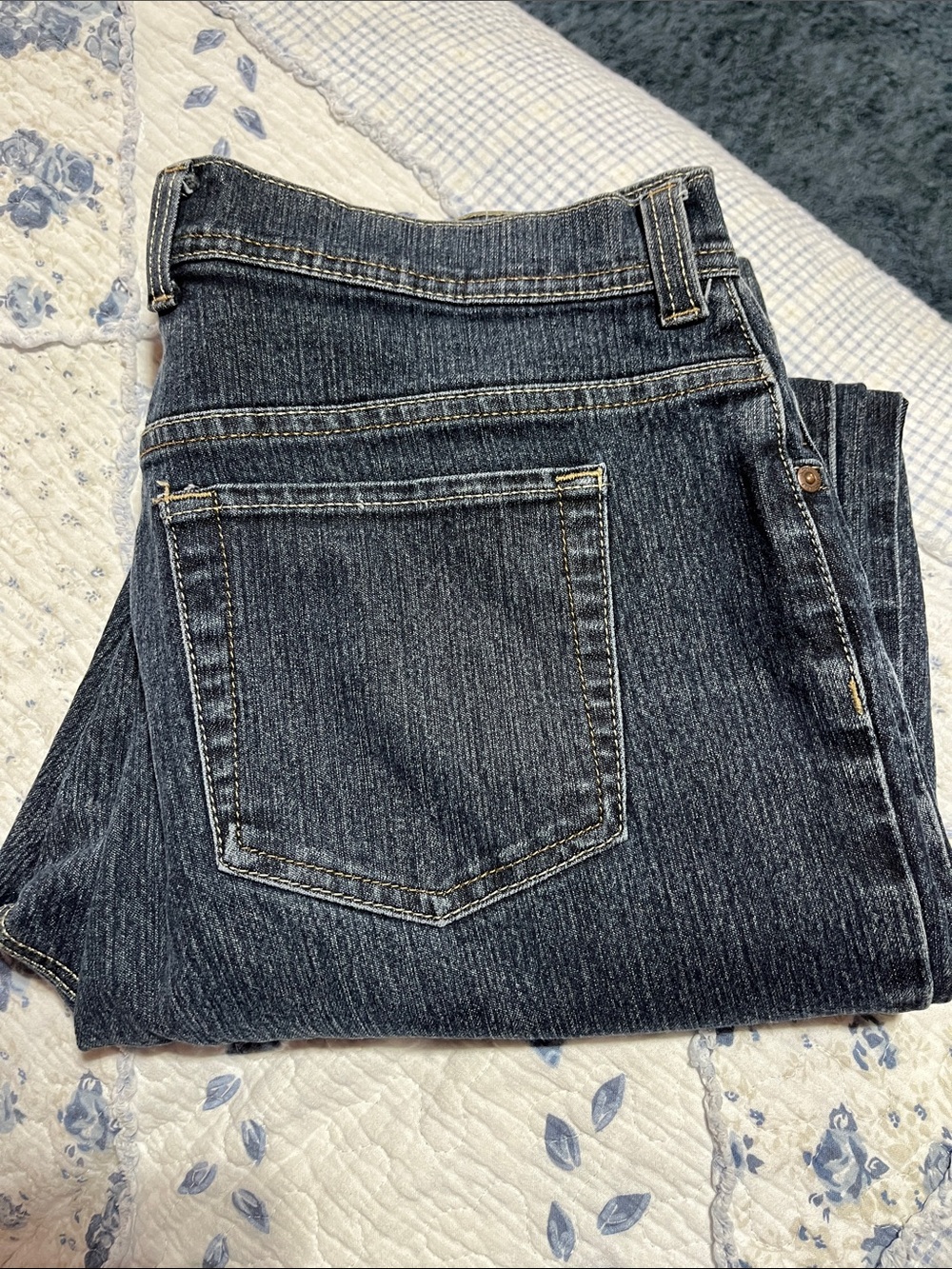 Gloria Vanderbilt Straight Leg Dark Blue Denim Jeans